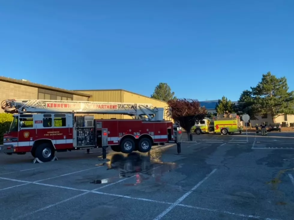 Grass Fire Pushes Into Tennis Club Building in Kennewick