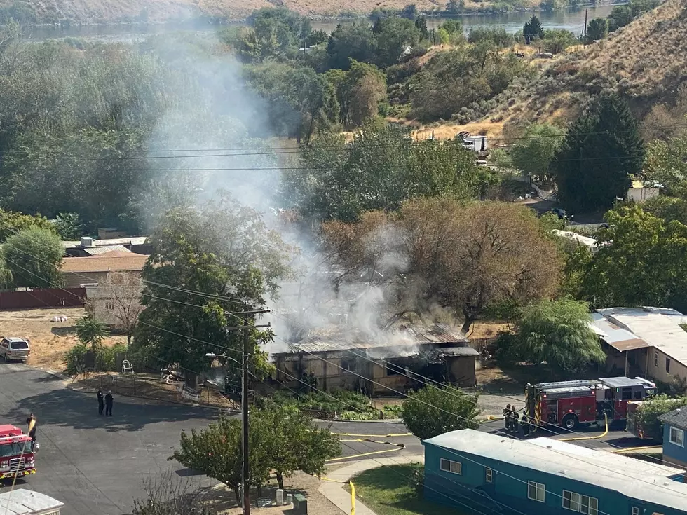 Boodry Street Structure Fire Sends Smoke Over South Wenatchee