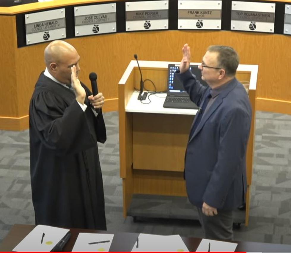 Mike Poirier Sworn In As Mayor Of Wenatchee