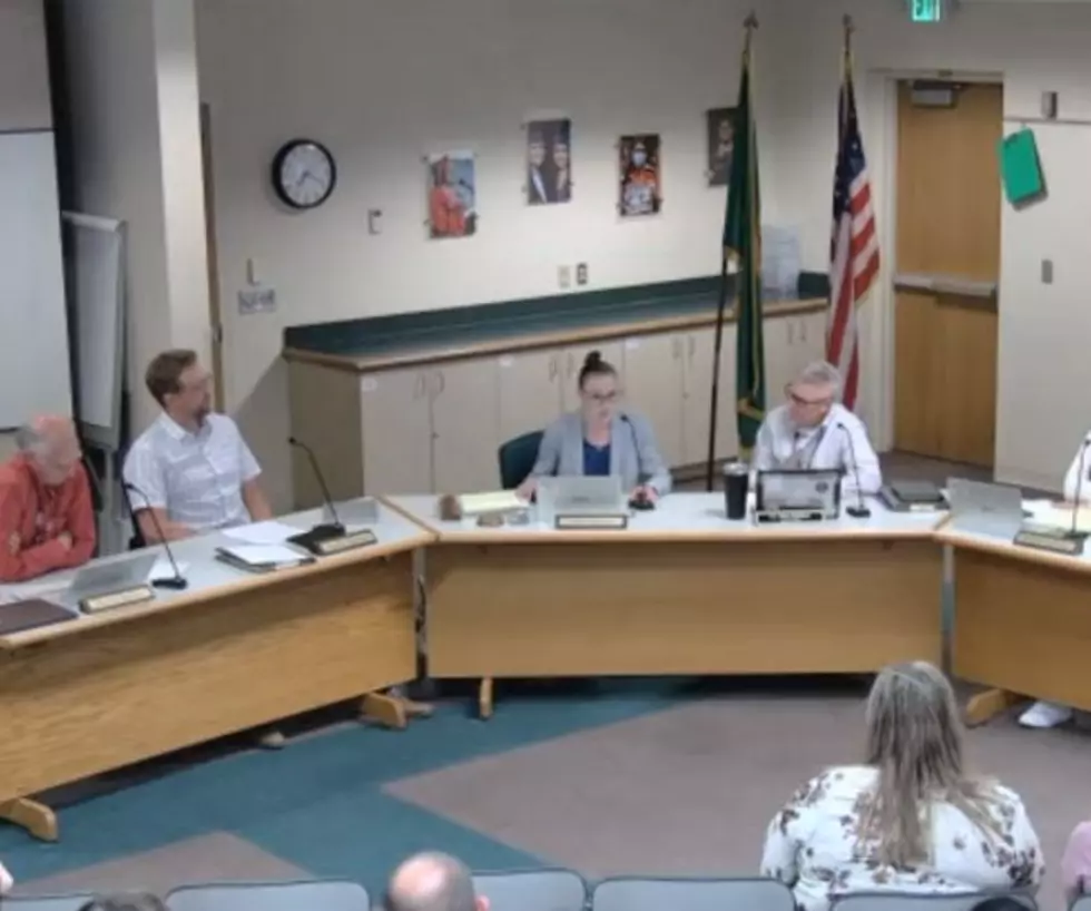 Wenatchee Board Votes Unanimously To Close Columbia Elementary