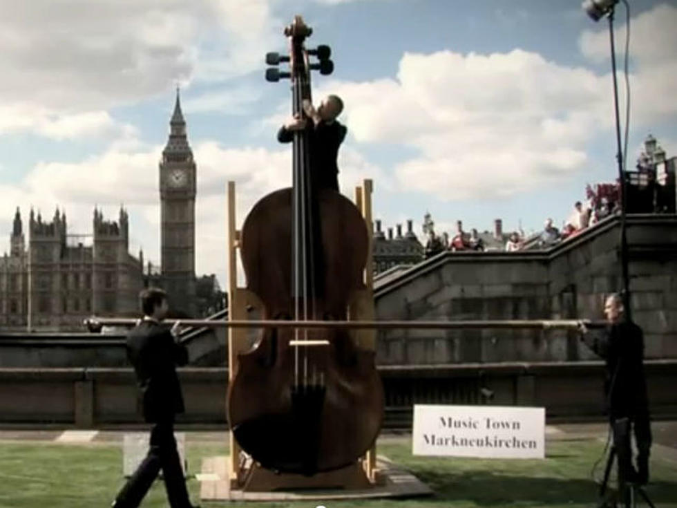 World’s Largest Violin Can Actually Be Played [VIDEO]