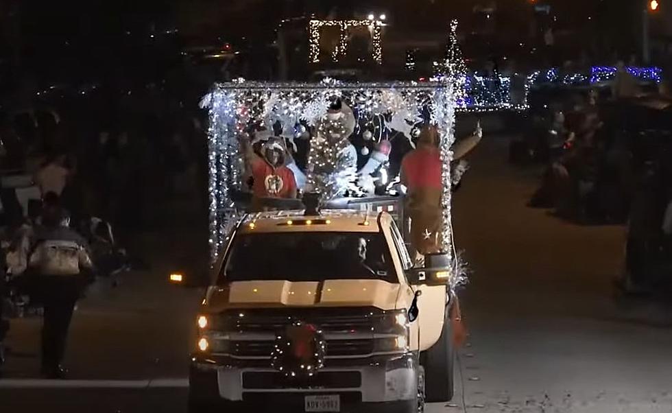 Don&#8217;t Forget to Enter the FOX West Texas Christmas Lights Parade by November 12