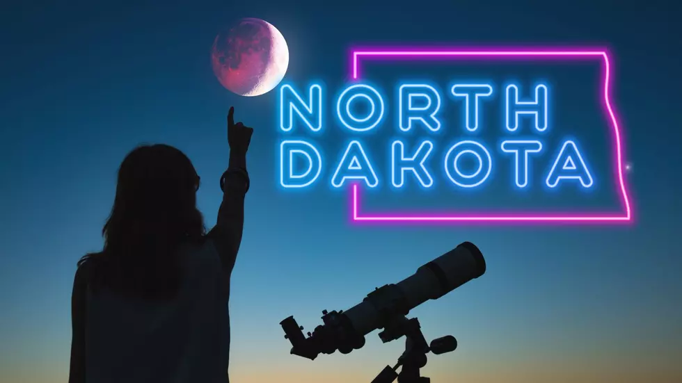 Your Guide To Tonight's Spectacular Lunar Eclipse In North Dakota