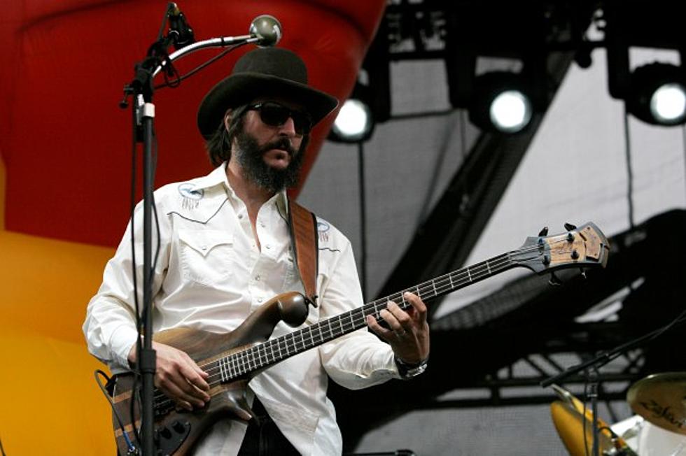 Primus Frontman Les Claypool Offers Rare Bass for Auction to Benefit Ailing Nephew