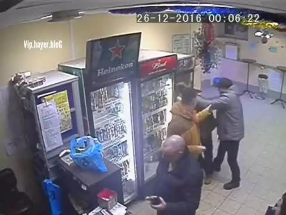 Female Store Clerk Knocks Out Bully! [VIDEO]