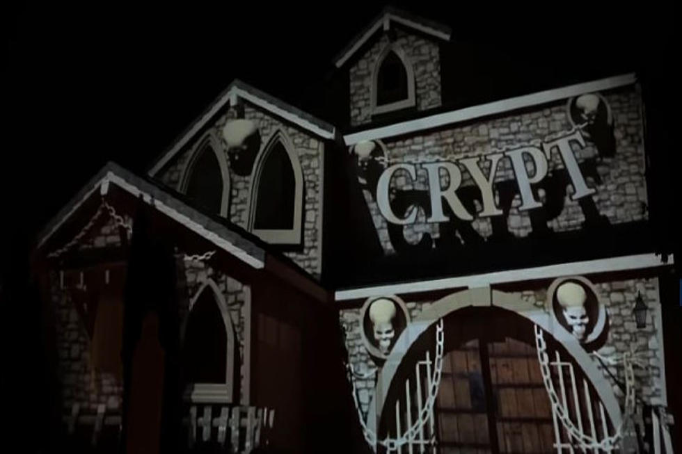 Using Projections to Decorate Your House for Halloween