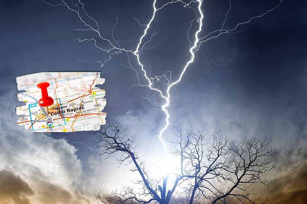 Cedar Rapids, Iowa Woman Struck by Lightning