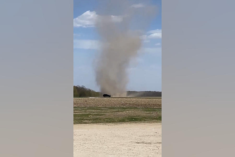 See Rare &#8216;Dust Devil&#8217; in Minnesota, Strong Enough to Throw Tires?