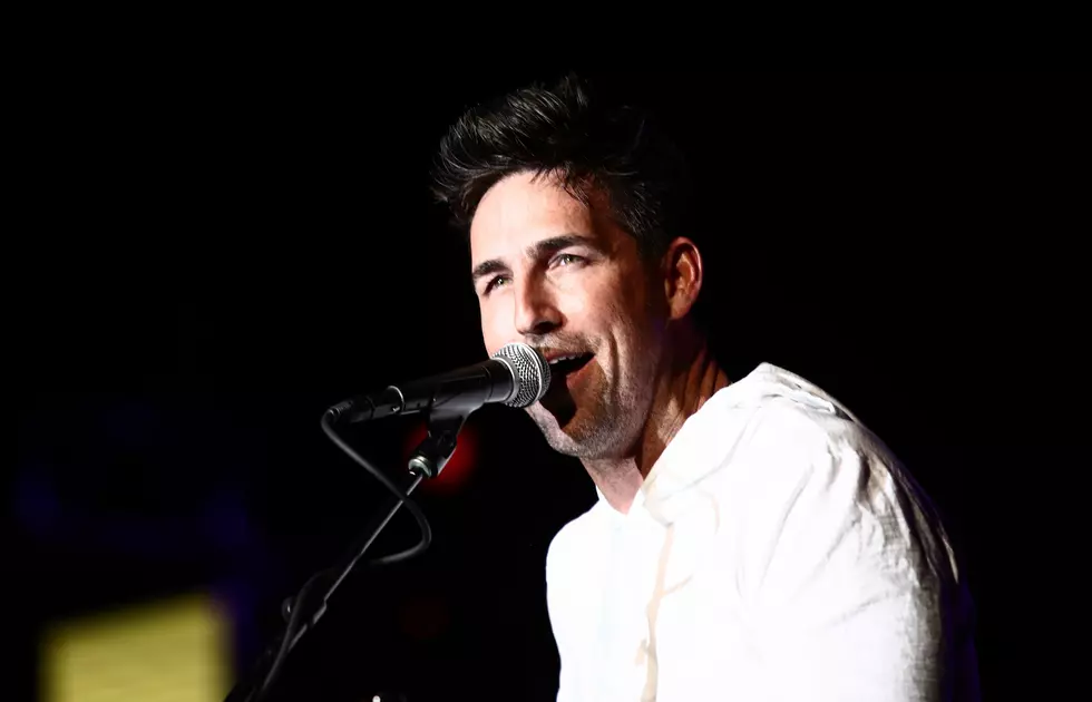 Jake Owen Concert to Stream on Outback Steakhouse Facebook Page