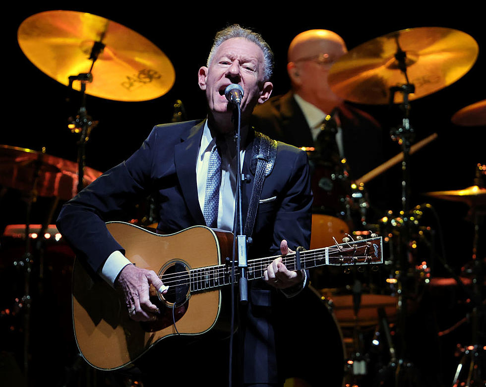 Here is Your Chance to See the Legendary Lyle Lovett