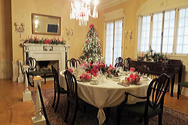 Christmas Season Is Celebrated at Hamilton&#8217;s Daly Mansion