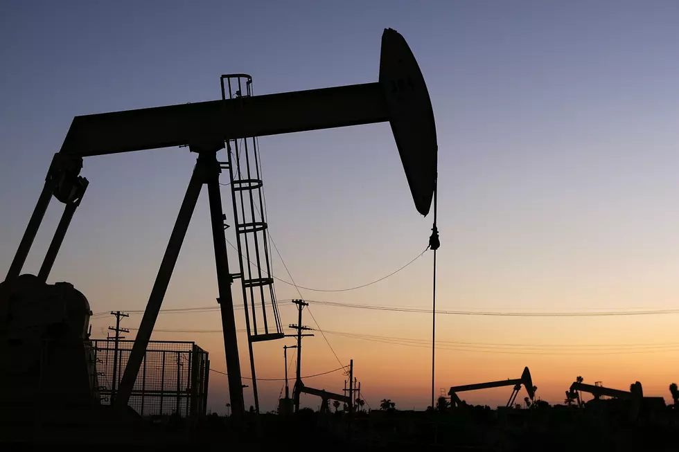 Oil Prices Plummet as U.S. Storage Tanks Fill Up