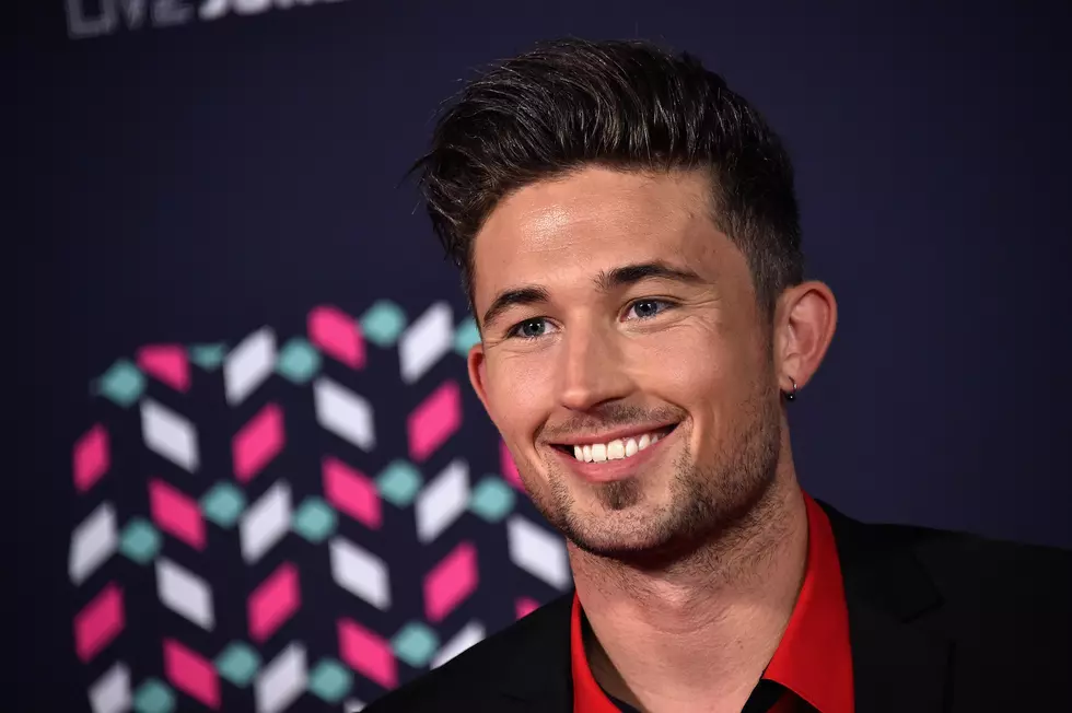 Michael Ray Sings “Sunday Morning Coming Down” [Watch]
