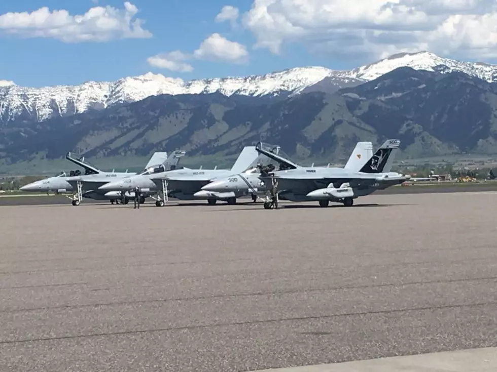 3 Navy Jets Take Off at Bozeman Airport [Watch]