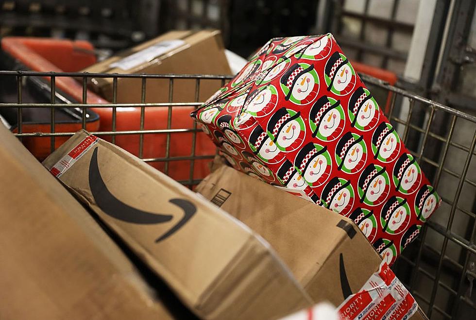 Deadline Approaches to Ship Christmas Packages 