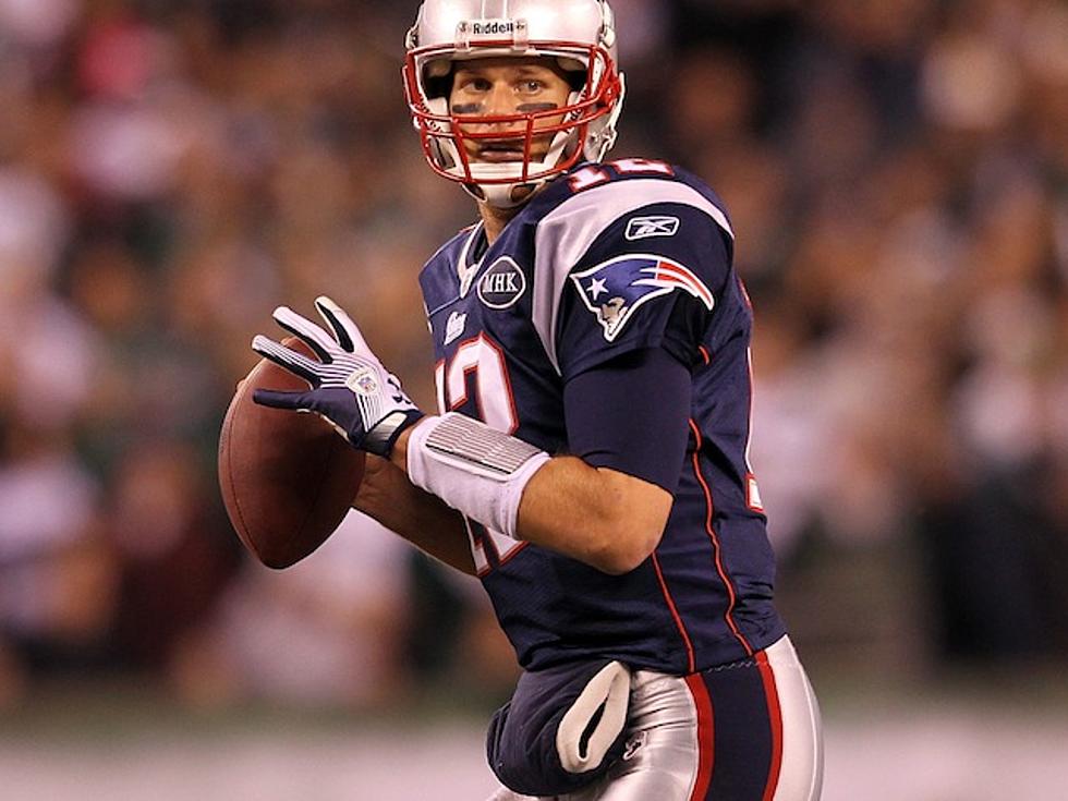 Tom Brady’s 2 TD Passes Lead New England Patriots Over Kansas City Chiefs 34-3