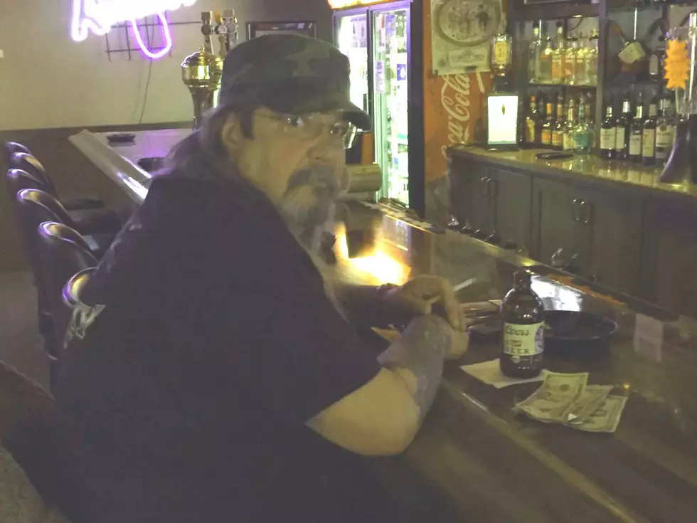 Smokin' and Drinkin' in a Bar