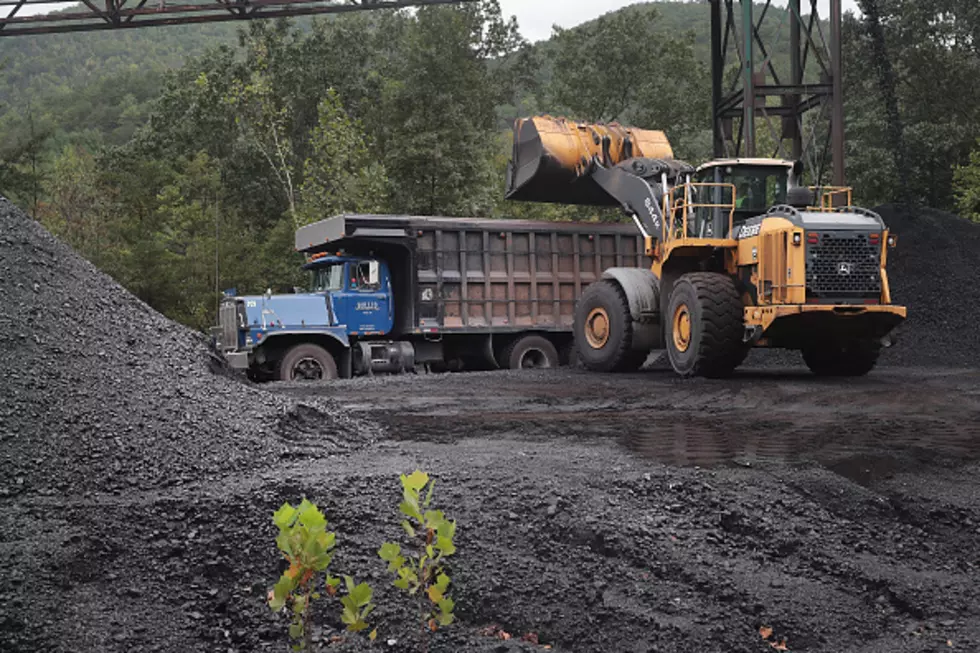 Idle Mines Portend Dark Days for Top US Coal Region