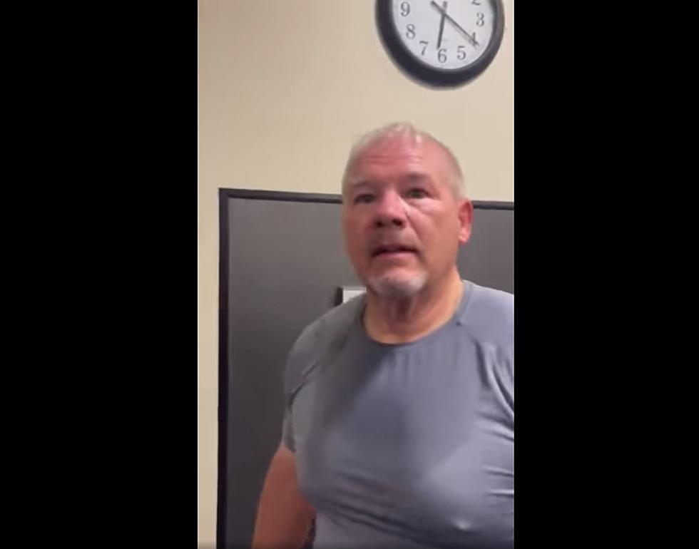 SD2 Superintendent Confronted for Not Wearing a Mask at Gym