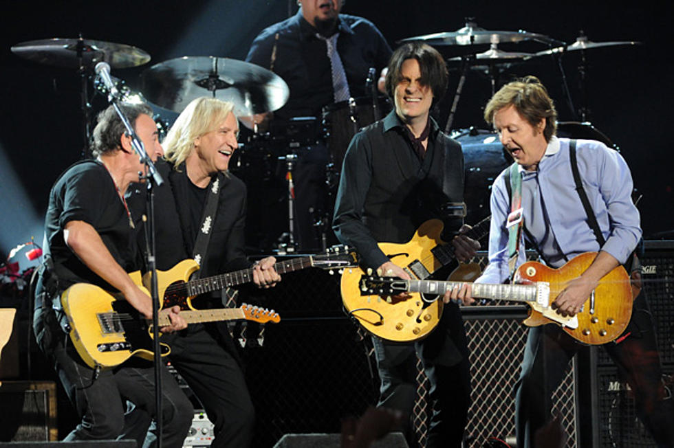 Paul McCartney Leads Bruce Springsteen, Joe Walsh and Dave Grohl Through ‘Abbey Road’ Medley to Close out 2012 Grammy Awards
