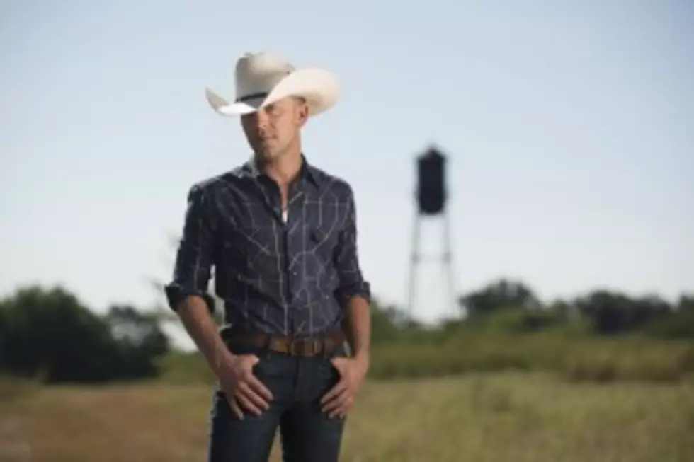Justin Moore: Who&#8217;s Got the Best Dad in the World?