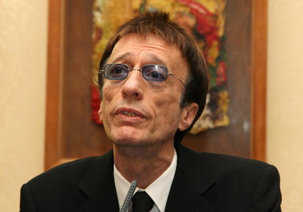 Bee Gees: Robin Gibb Ailing With Stomach Pains