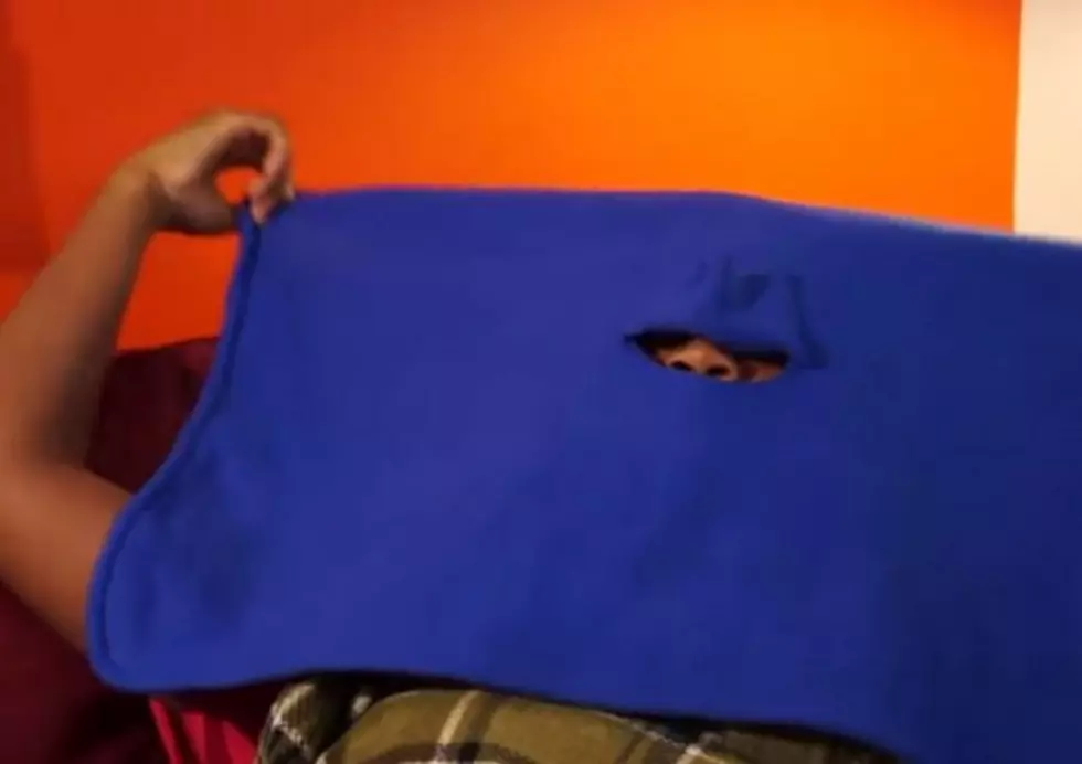 I Totally Want the &#8216;Face Blanket&#8217; and I&#8217;m Not Joking! [VIDEO]