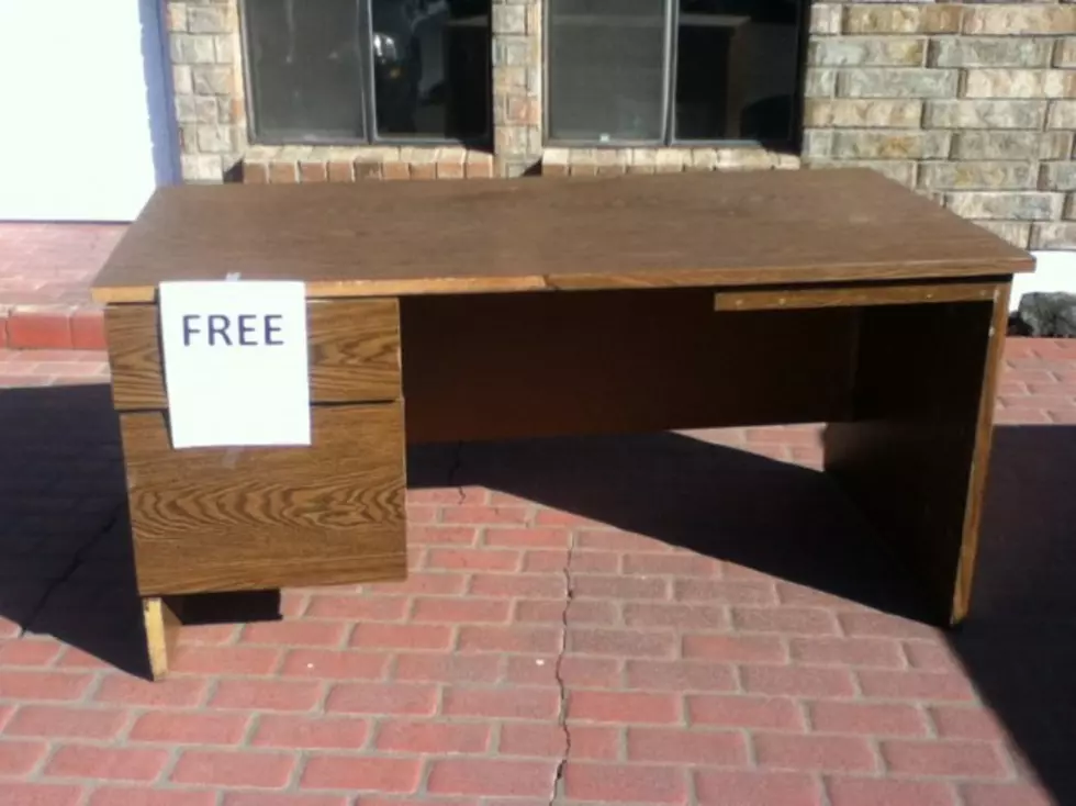 &#8216;Buy Nothing Project&#8217; Not Working for Us &#8212; Anyone Want a Desk?