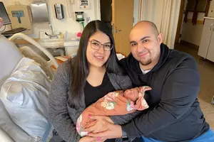 Kennewick Couple Welcomes First New Baby of 2021 [PHOTO]
