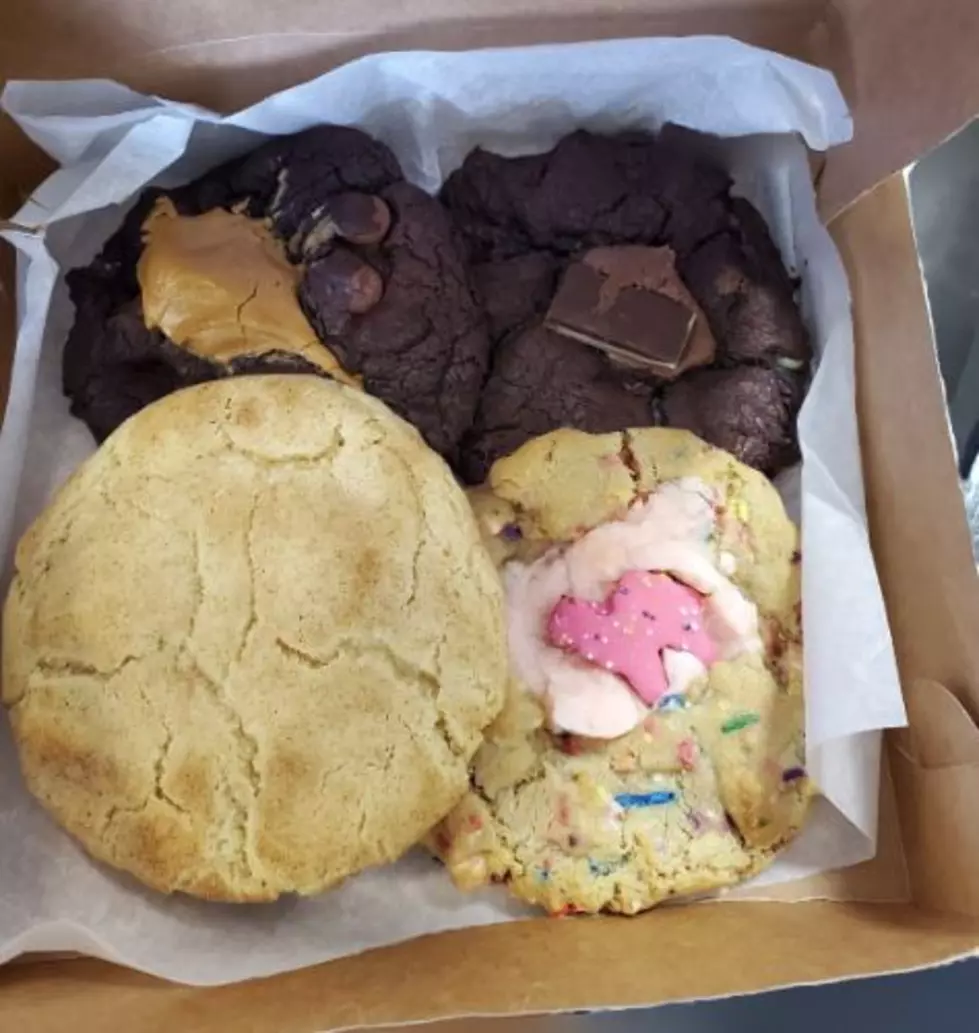 Review: Kennewick’s New Pop Up Cookie House Is The Bomb!