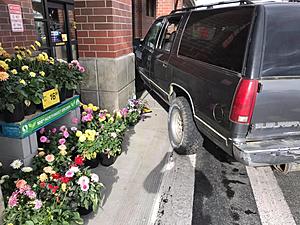 Driver Claims To Be Blind After Plowing Into Kennewick Safeway