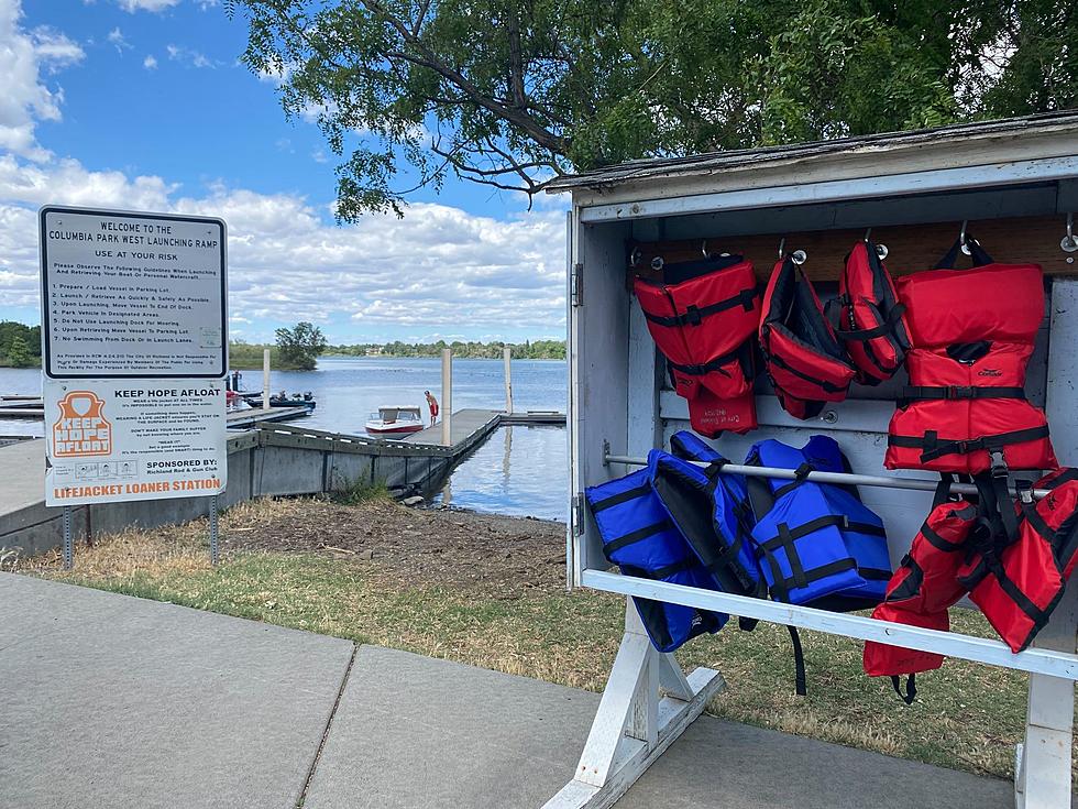 Have You Seen Those Lifejacket Loaner Stations Around Richland?