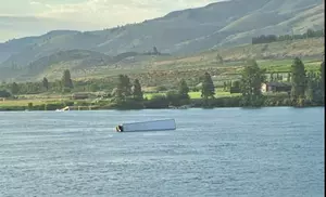 Truck and Trailer End Up In the Columbia River [PHOTO]
