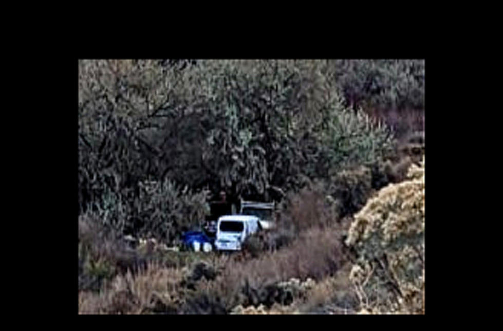 Update: Is There a Man in the Van in Richland Canyon? Yes.