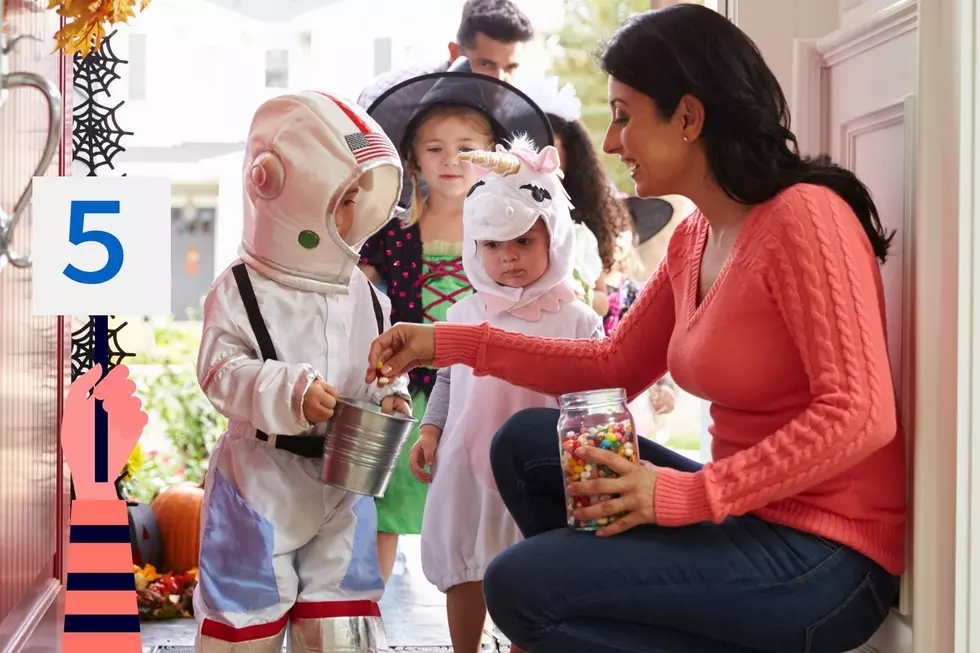 Is It True? Do More Creative Costumes Get Kids More Candy in WA?