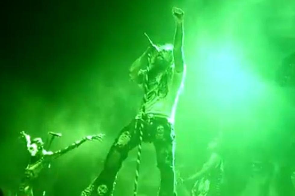 Rob Zombie Performs Metallica’s ‘Enter Sandman’ at Yakima Concert [VIDEO]