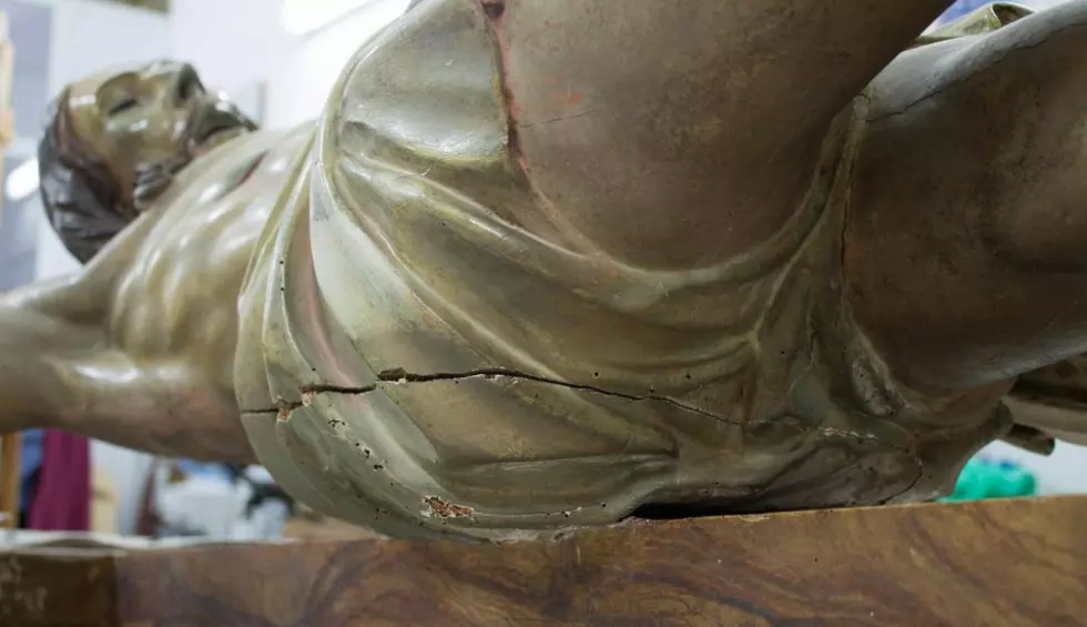 Mysterious Note Found Stuffed Inside Jesus Statue’s Backside