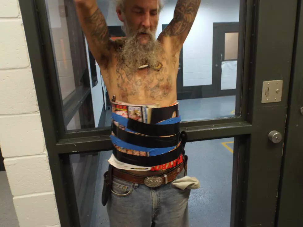 Man Pads Belly With Porn Magazines as Body Armor for Knife Fight
