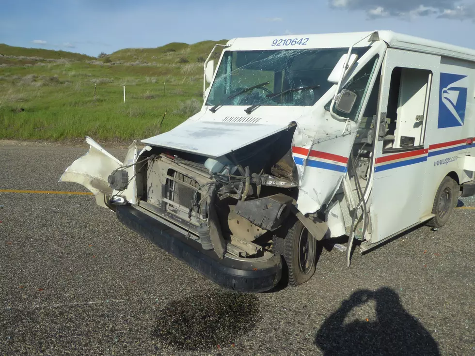 Idiot Driver Passes Mail Truck Turning Left