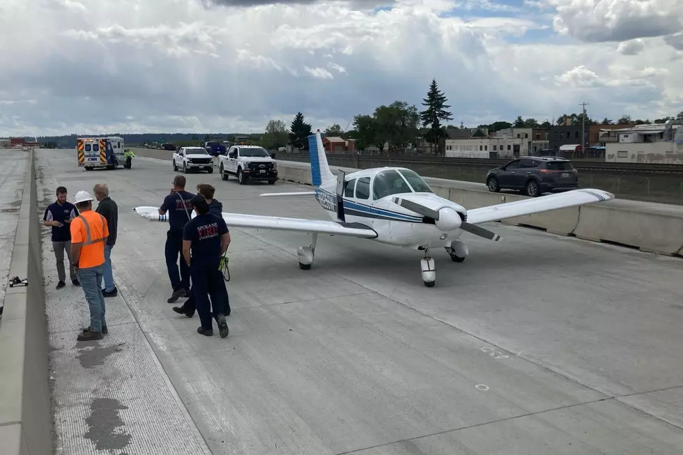 Pilot Thinks He's Out of Fuel: Emergency Lands on Spokane Highway