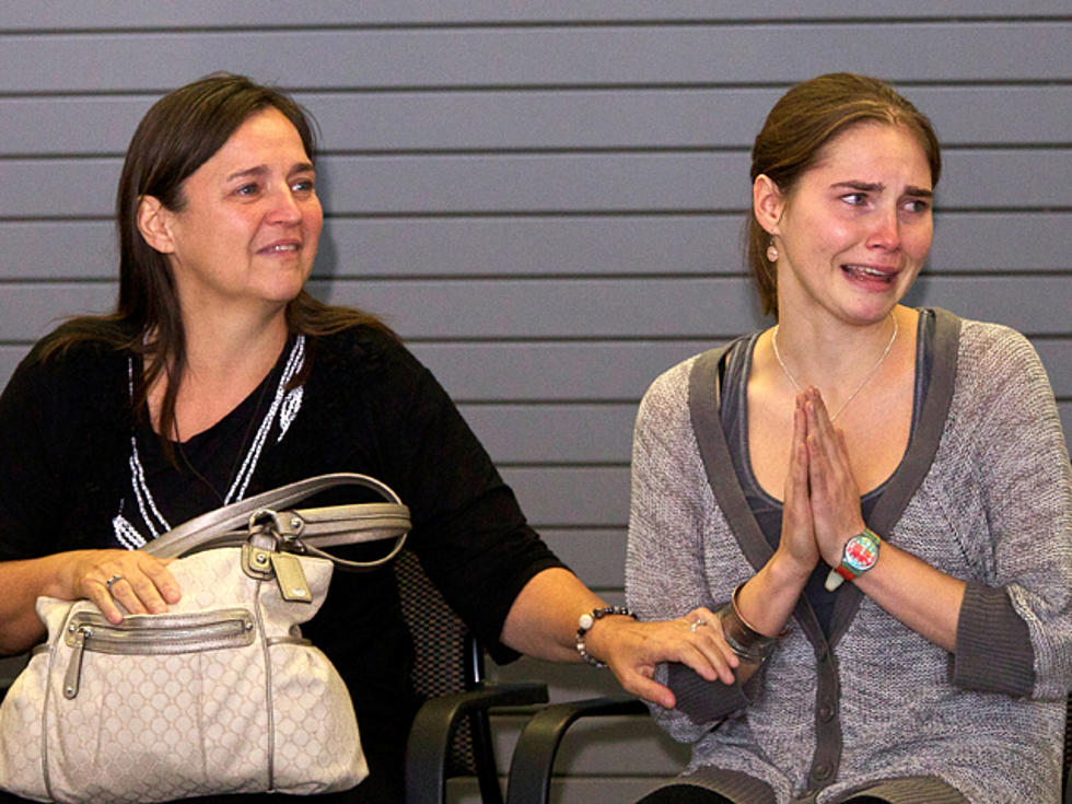 Amanda Knox Thanks Family After She Returns to the US [VIDEO]