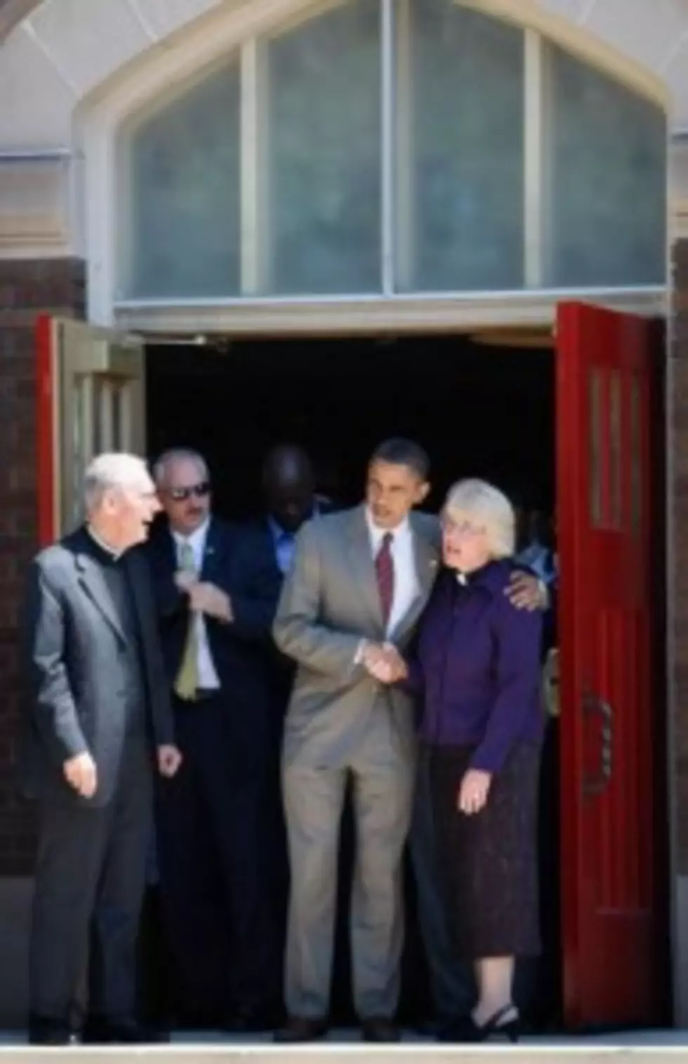 Obama Attends Church AFTER Perry Criticizes His Attack on Religion