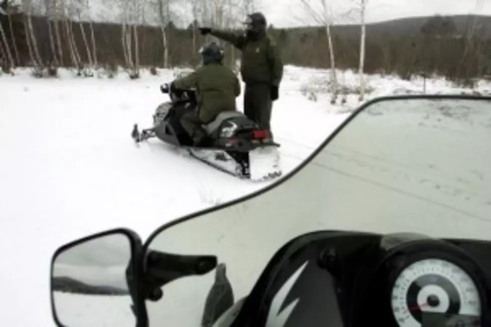 WA Man Dies in Snowmobile Accident, Oregon Fugitive Shot By State Trooper &#8211; Northwest News Roundup April 29