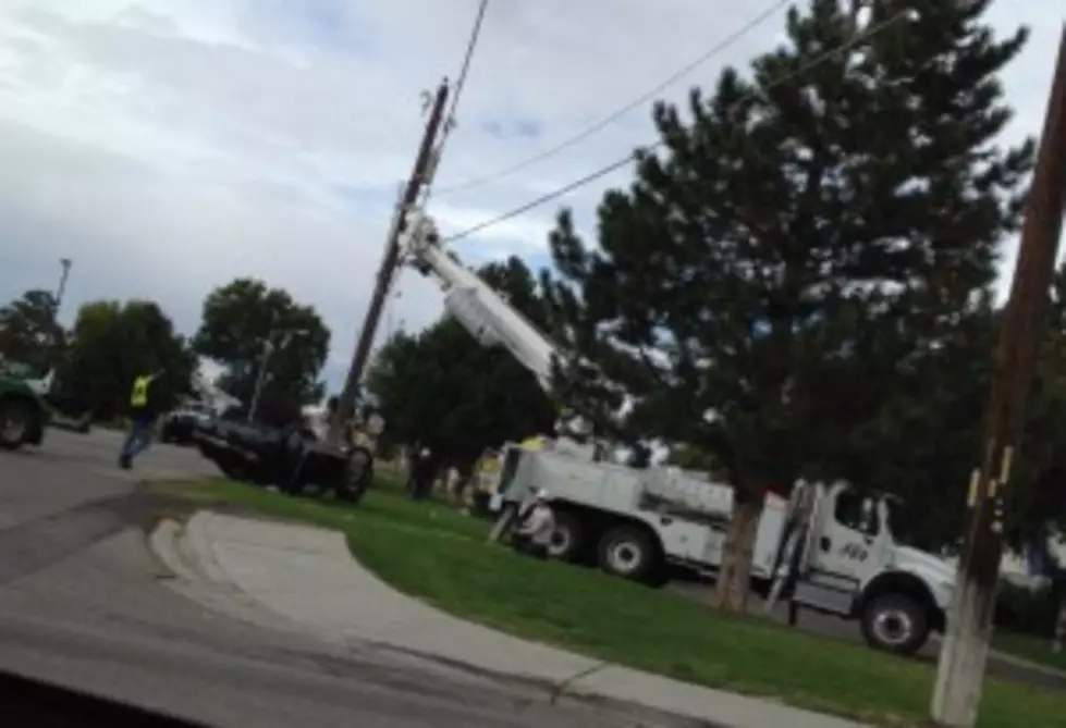 Top &#8217;11&#8217; of 2014 &#8211; Car &#8220;Climbs&#8221; Telephone Pole Cable in Wild Kennewick Crash [VIDEO]