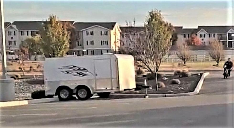 Thieves Swipe this Trailer From Motorcycle Dealer in Pasco
