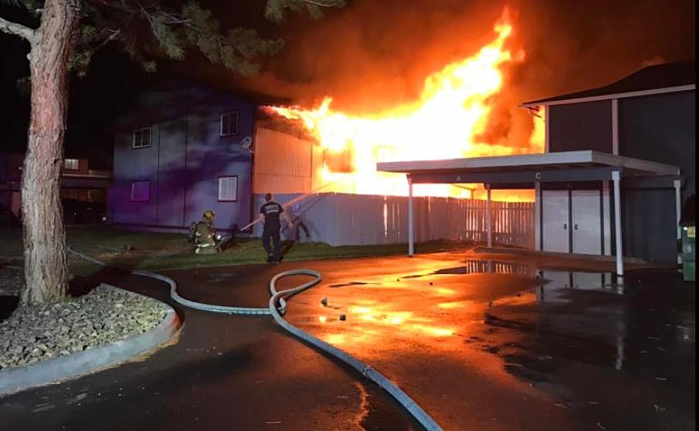 Wind Fans Kennewick Apartment Fire, 4 Families Displaced