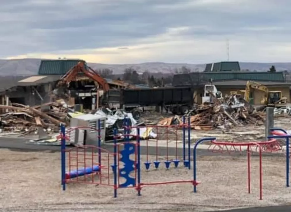 Apple Valley Elementary Torn Down (1972-2020) [PHOTOS]