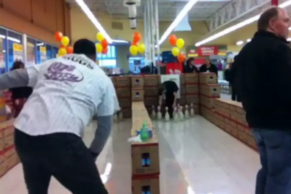 Celebrity Turkey Bowling Returning to Grocery Outlet on November