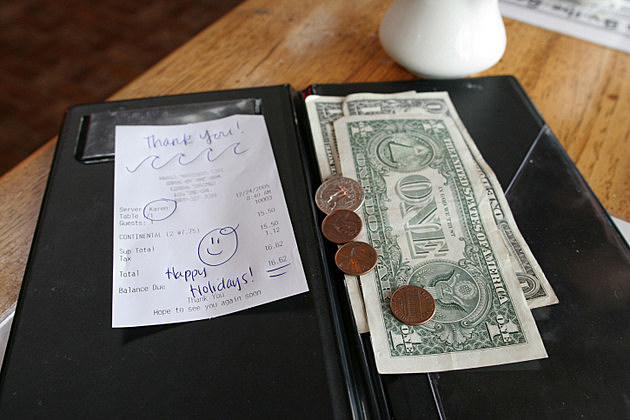 Seattle Restaurant Does Away With Tipping, But Charges an Extra 19% [POLL]