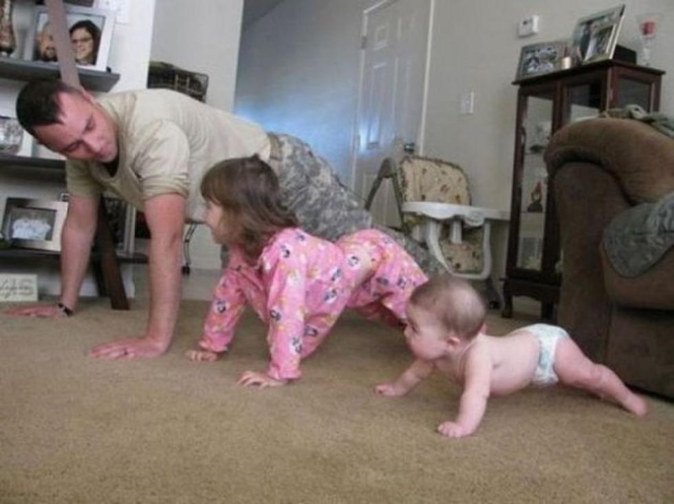 Kids Learn How To Do Push-Ups From Military Dad [PHOTO]